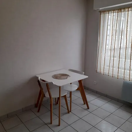Studio Entier 21 M2 Avec Box Free Laxou